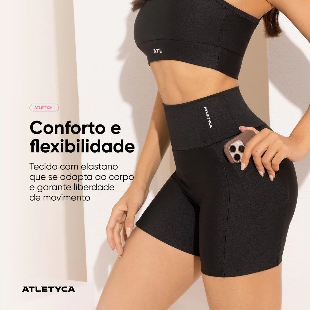 Short Feminino Fitness com Bolso
